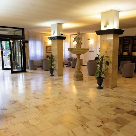 Park Ge.al. Отель 3*